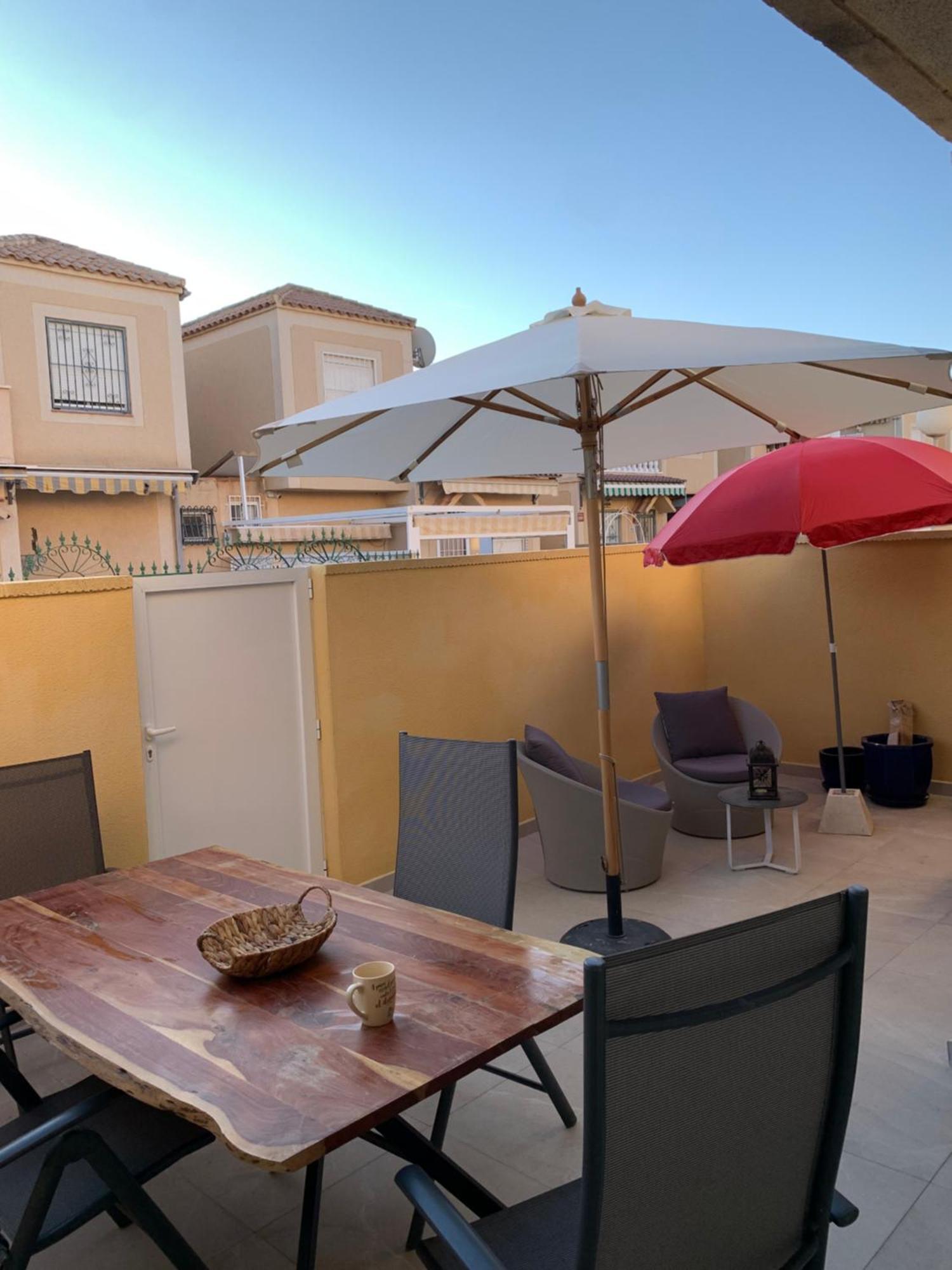 Holiday House Torrevieja Eksteriør bilde